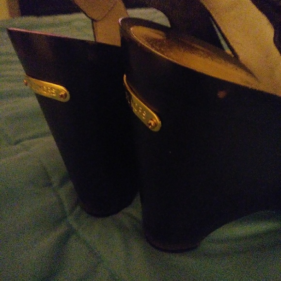 Michael KORS heels - Picture 4 of 4